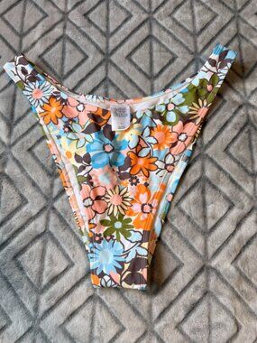 NWOT Large Floral Bikini Bottom Swimwear